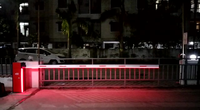 Boom Barrier With LED Up to 5 Meter