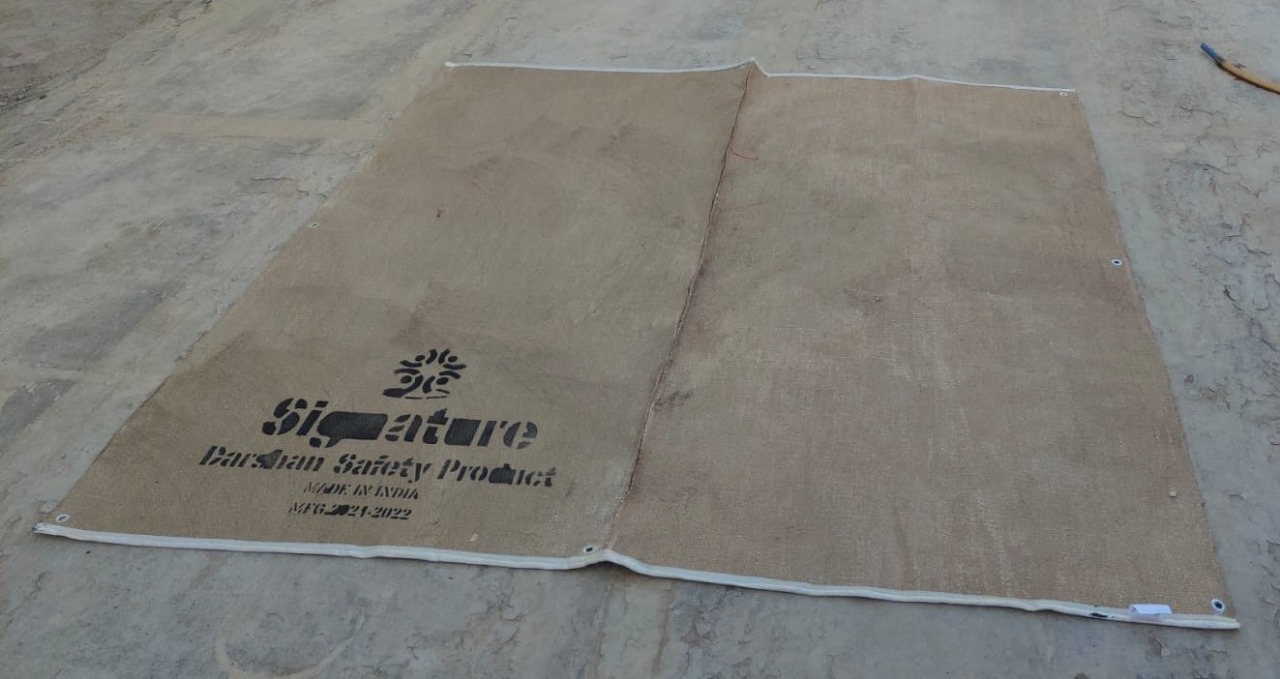 Signature Welding Blanket Size 2 X 2 Meter
