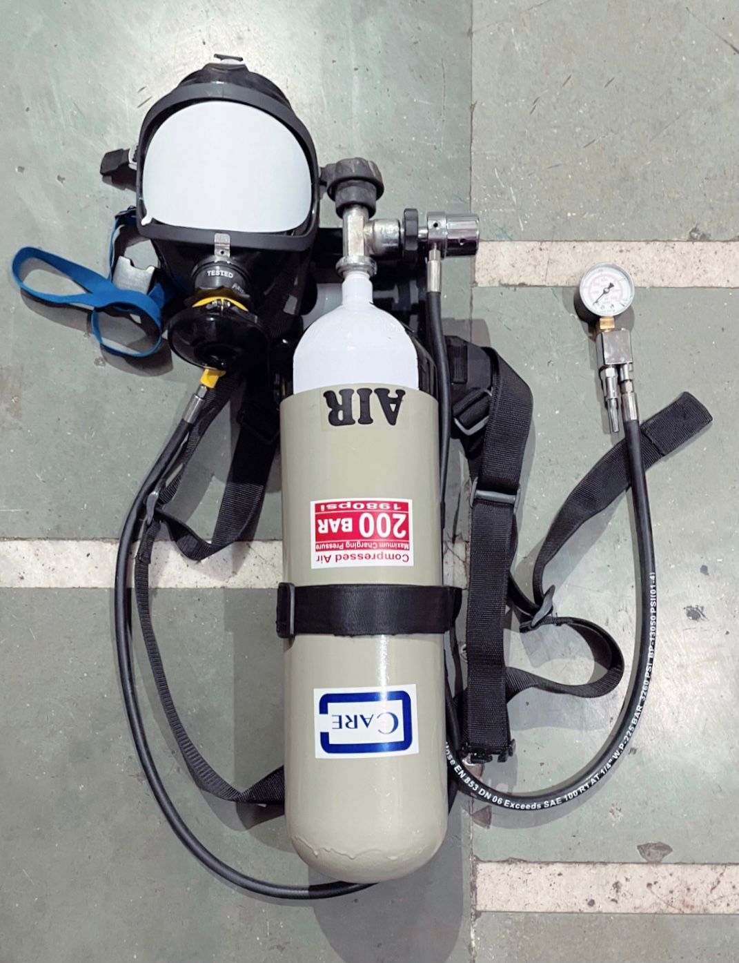 SELF CONTAINED BREATHING APPRATUS
